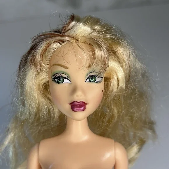 SOLD - Picture 4 of 10